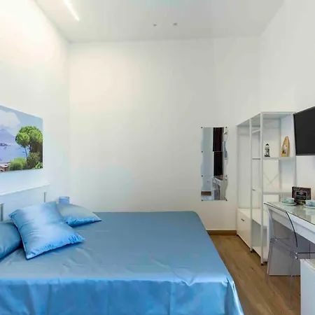 فندق مبيت وإفطار Le Tre B نابولي